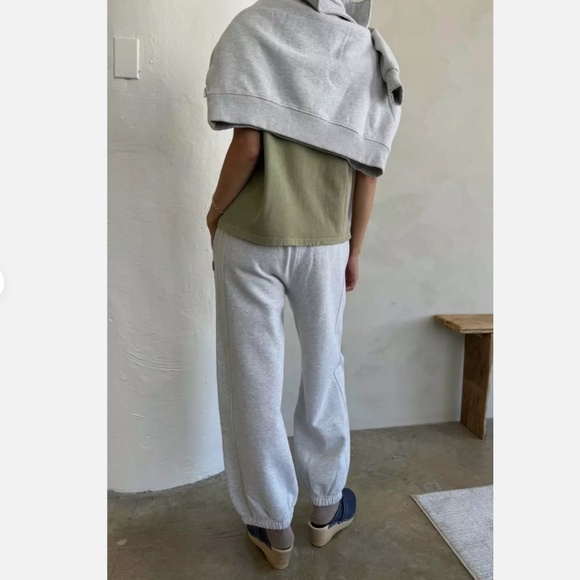 LE BON SHOPPE FRENCH TERRY BALLOON PANT - LIGHT GREY size SMALL - Picture 5 of 7